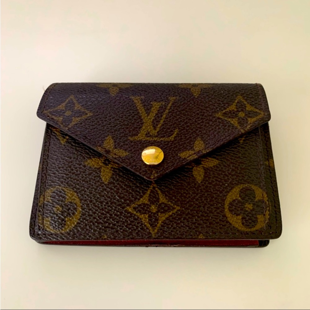 Authentic Louis Vuitton ❤️❤️Marie wallet
